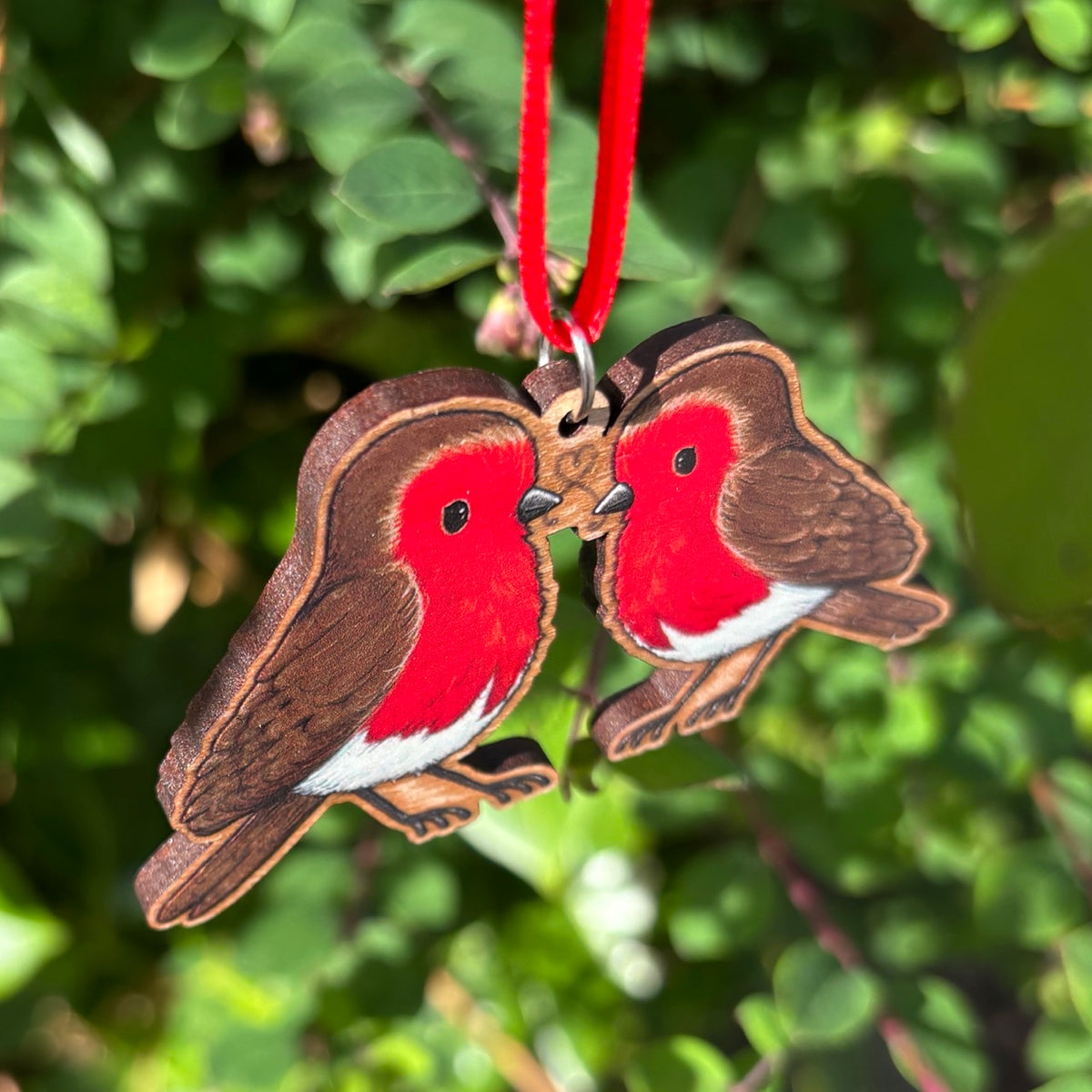Two Little Robins Wooden Decoration