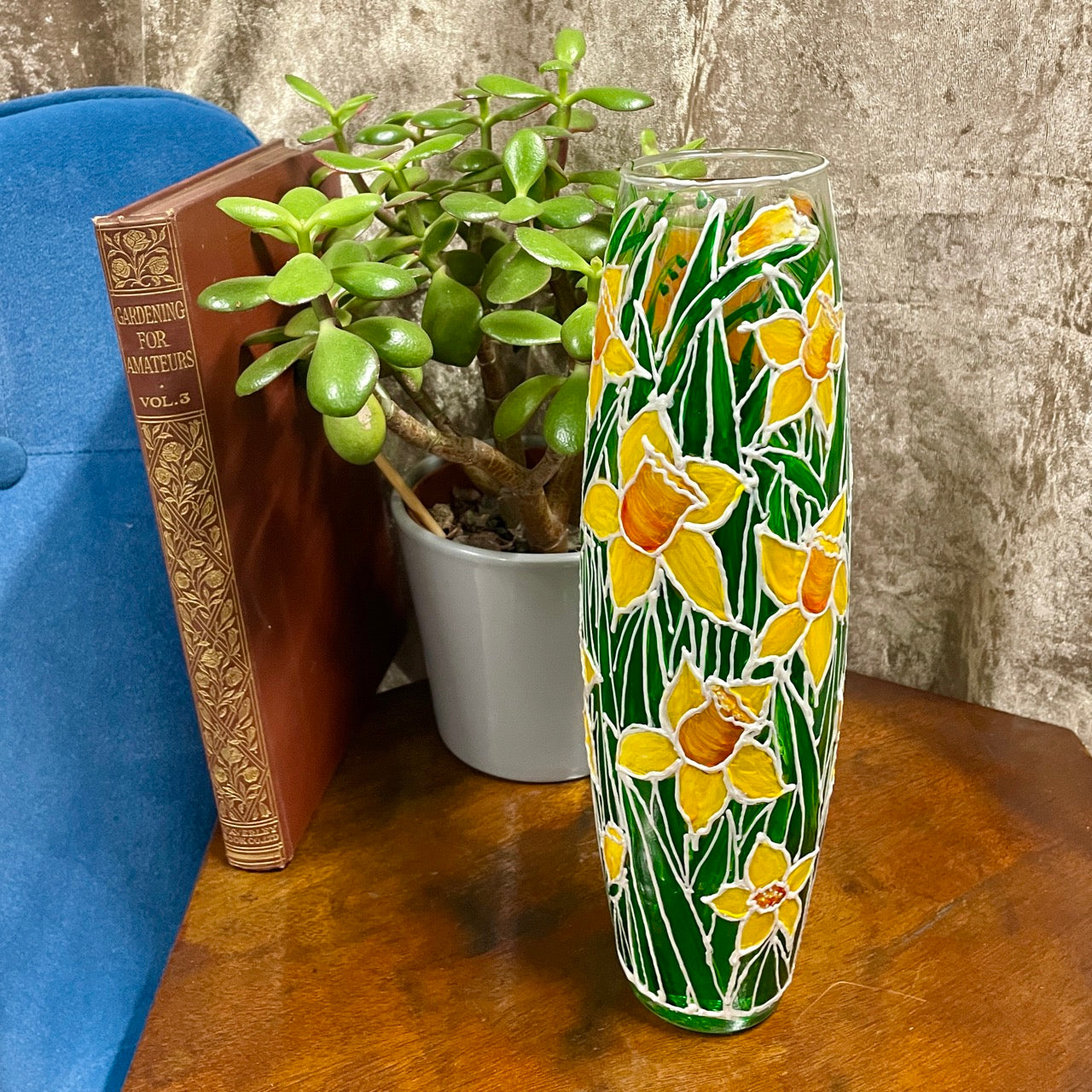 Daffodil field~ Vase