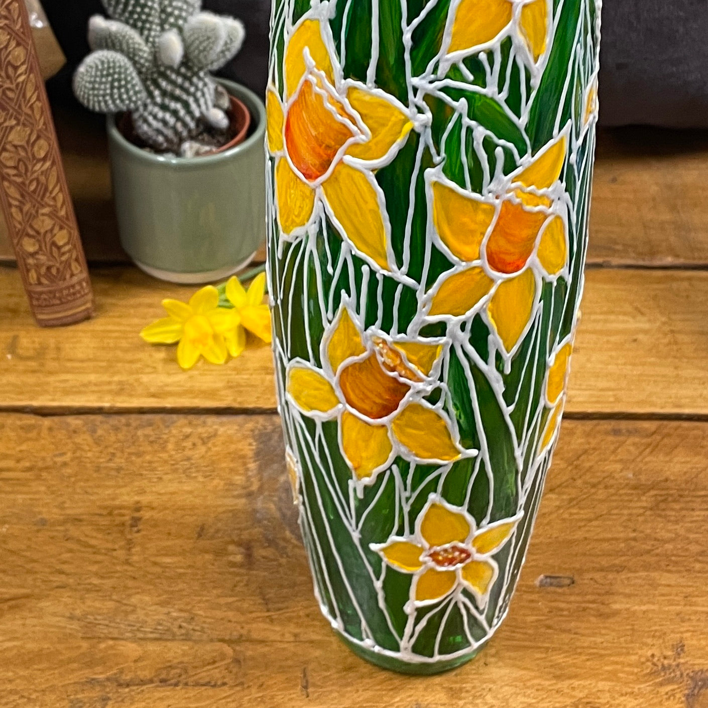 Daffodil field~ Vase