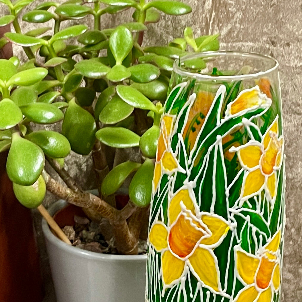 Daffodil field~ Vase