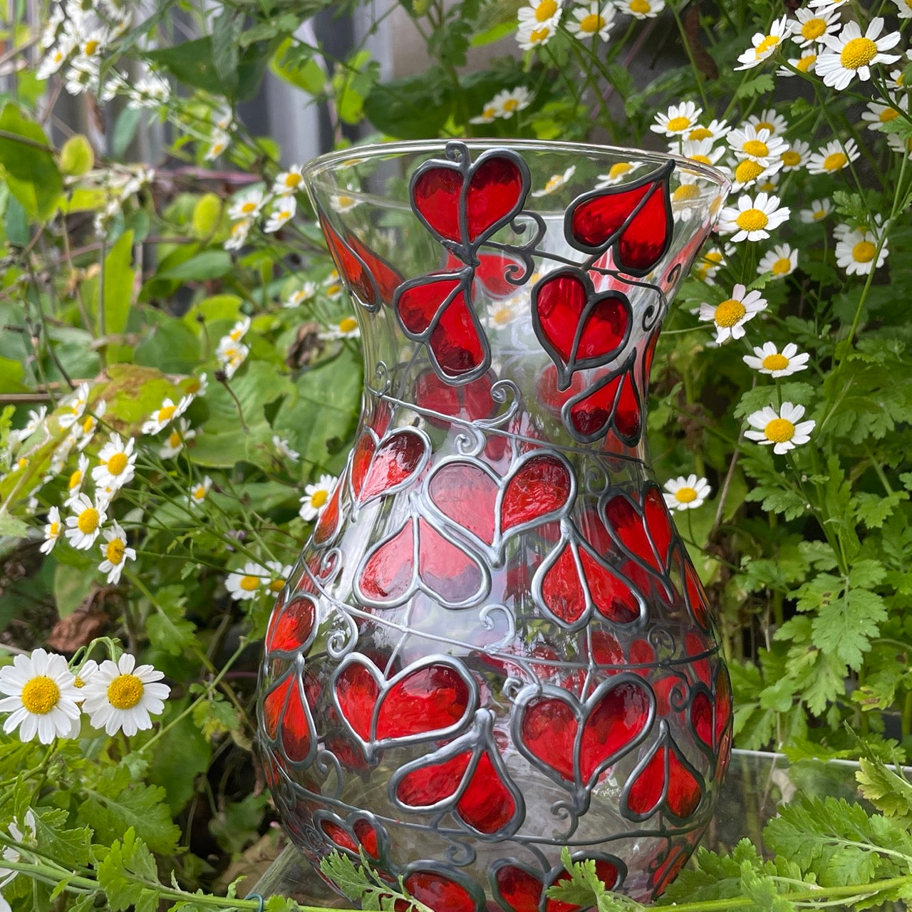 Red leaf~ Vase
