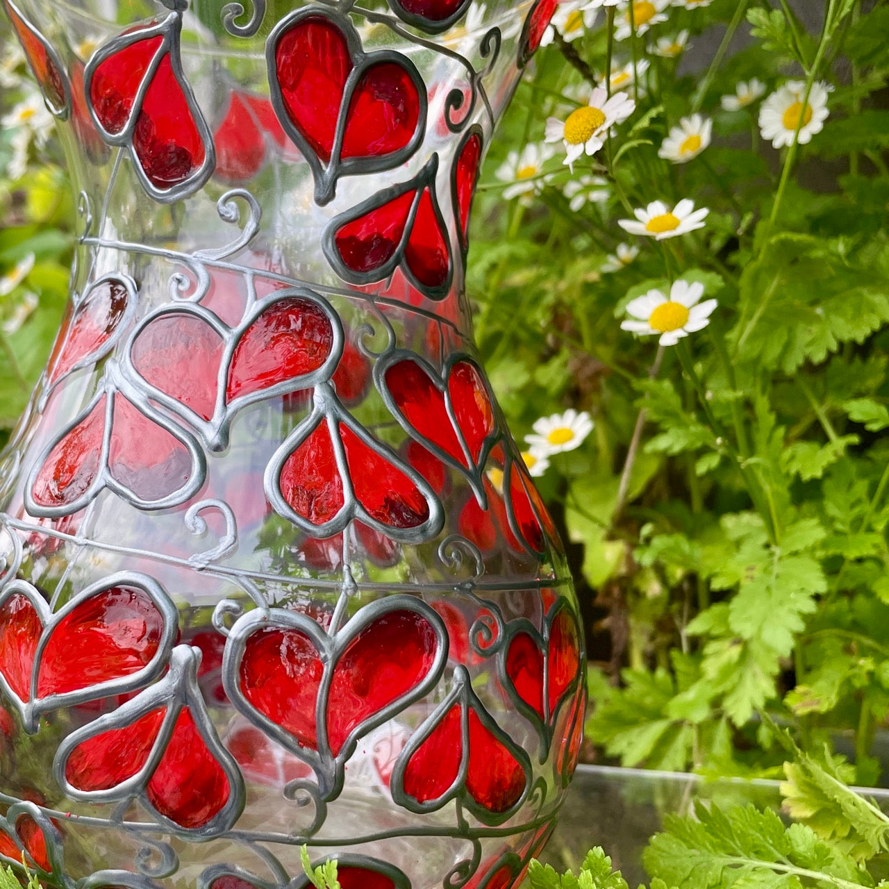 Red leaf~ Vase