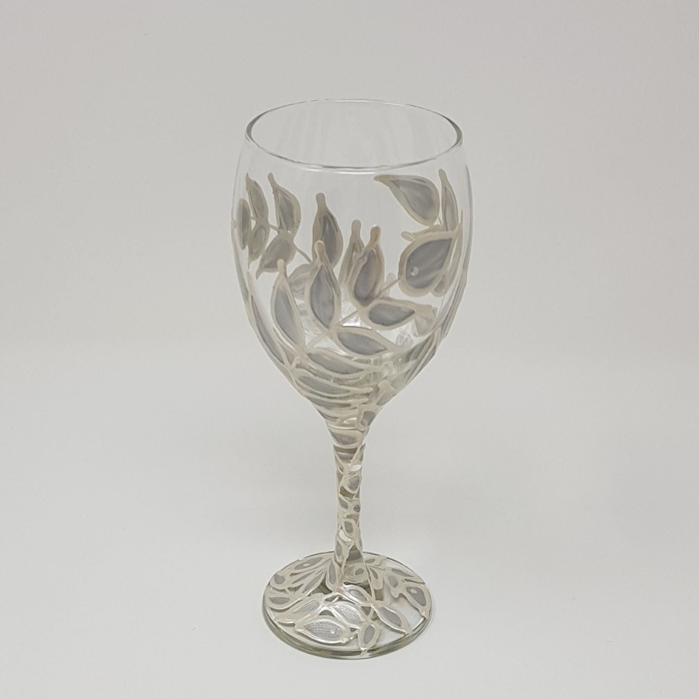 Silver leaves~ Wine glass