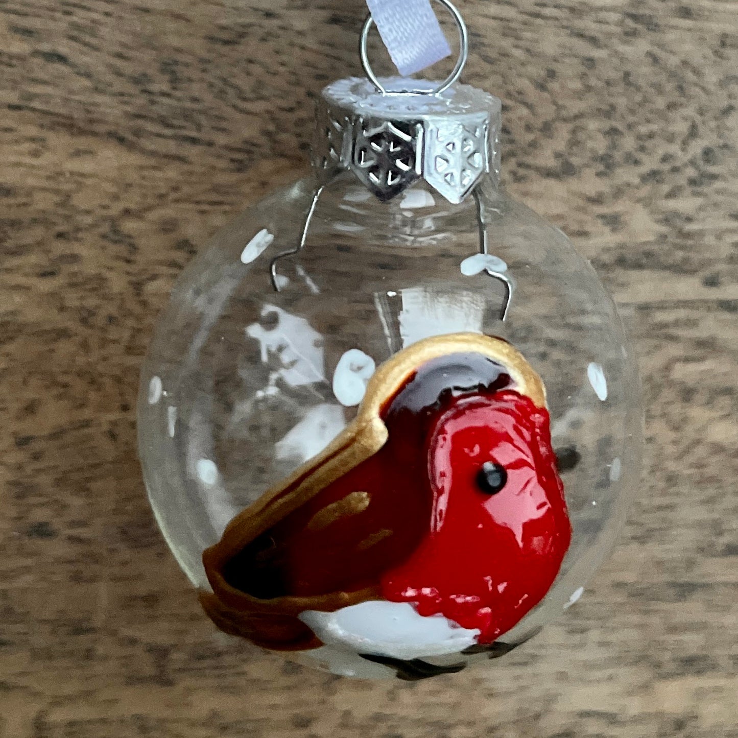 Robin in snow~ Dinky glass bauble
