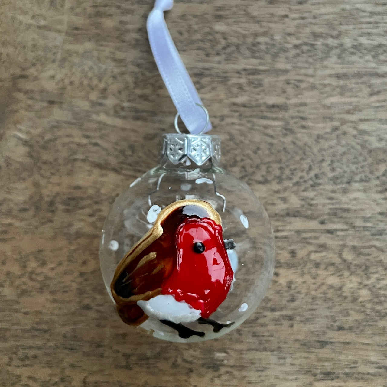 Robin in snow~ Dinky glass bauble
